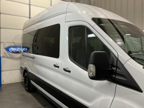 2025 Ford Transit-350 XLT