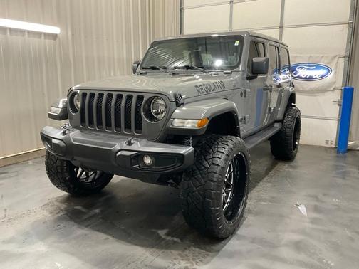 2022 Jeep Wrangler Unlimited Sahara Altitude