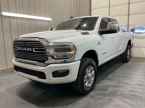 Bright White Clearcoat 2024 RAM 2500 Laramie