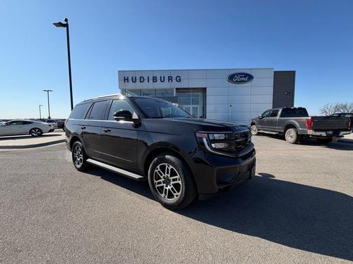 Black Metallic 2025 Ford Expedition Active