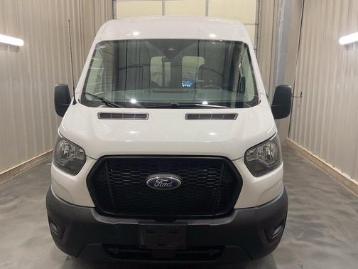 Oxford White 2025 Ford Transit-250 148 WB Medium Roof Cargo