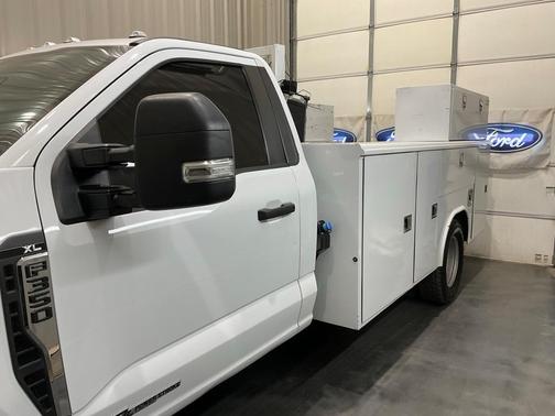 2023 Ford F-350 XL DRW