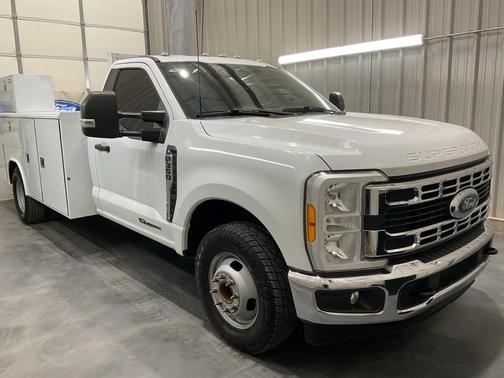 2023 Ford F-350 XL DRW