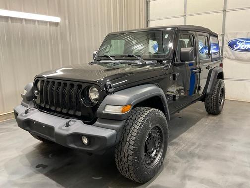 2022 Jeep Wrangler Unlimited Sport