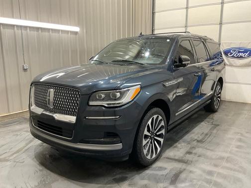 2022 Lincoln Navigator L Reserve