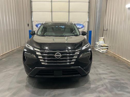 Black 2025 Nissan Rogue SV