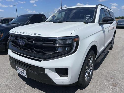 White Metallic 2025 Ford Expedition Max Active