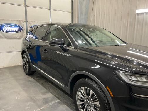 2023 Lincoln Nautilus Standard