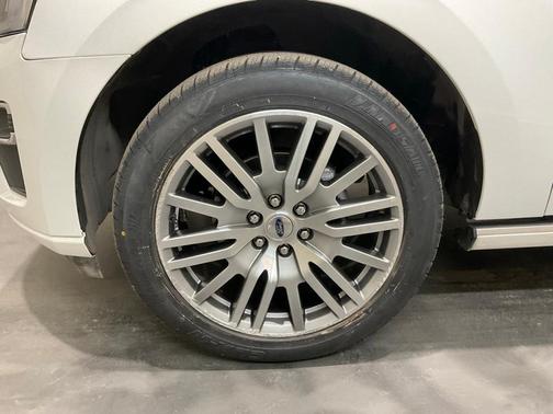 2022 Ford Expedition Max Platinum