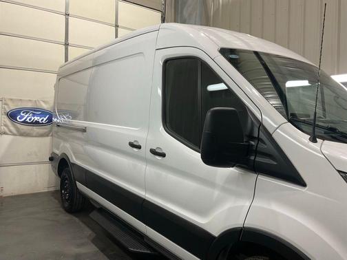 Oxford White 2024 Ford E-Transit Base