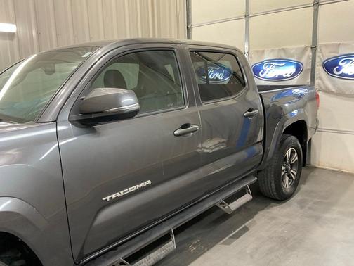 2016 Toyota Tacoma 