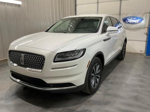 2022 Lincoln Nautilus Standard