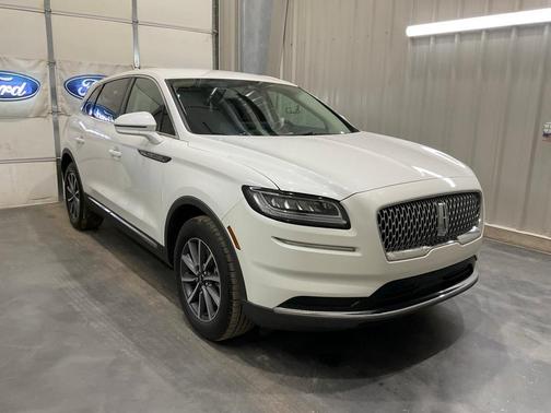 2022 Lincoln Nautilus Standard