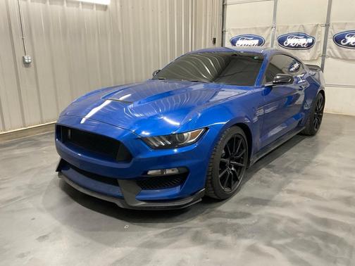 2018 Ford Shelby GT350 Base