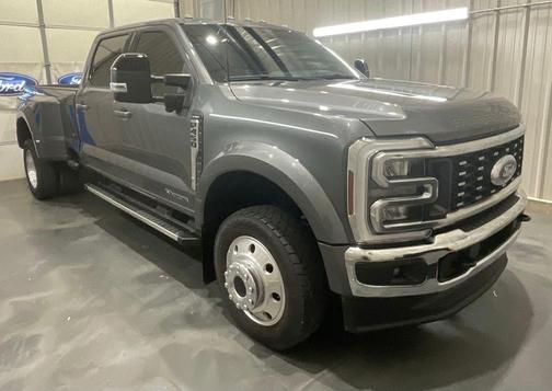Gray Metallic 2025 Ford F-450 Lariat