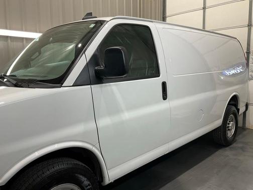 2023 Chevrolet Express 2500 Work Van
