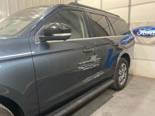 Blue Metallic 2025 Ford Expedition Active