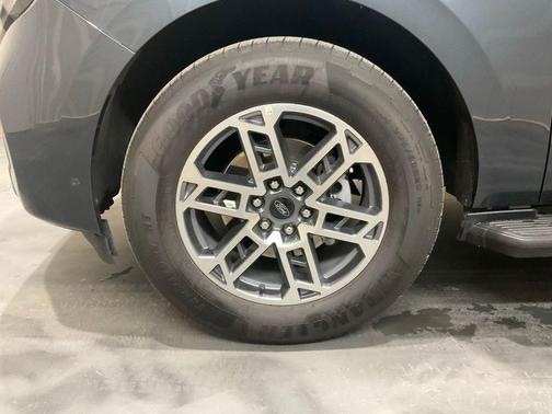 Blue Metallic 2025 Ford Expedition Active