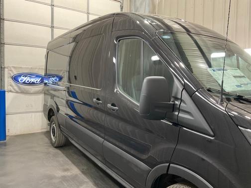 2026 Ford Transit-250 148 WB Medium Roof Cargo