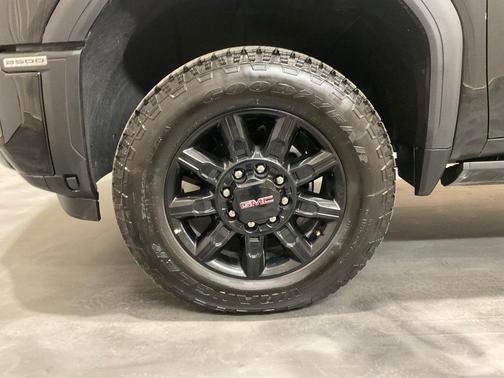 2024 GMC Sierra 2500 AT4