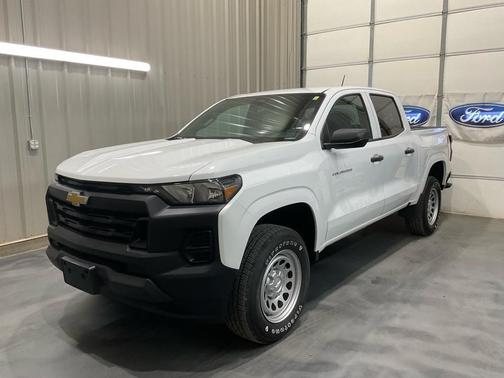 2023 Chevrolet Colorado WT