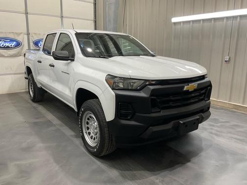 2023 Chevrolet Colorado WT