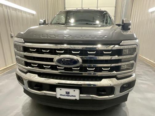 2025 Ford F-350 Lariat Super Duty