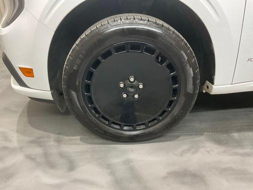 2025 Ford Maverick Lobo High