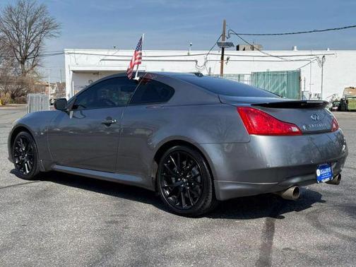 2015 INFINITI Q60 S Limited