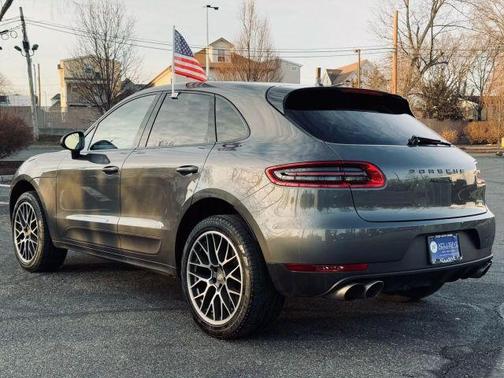 2016 Porsche Macan S