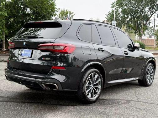 2020 BMW X5 M50i