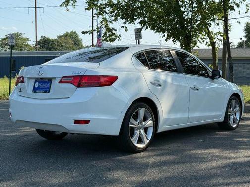 2014 Acura ILX 2.0L Technology
