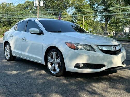 2014 Acura ILX 2.0L Technology
