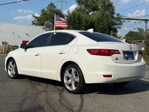2014 Acura ILX 2.0L Technology