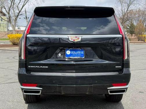 2022 Cadillac Escalade ESV Premium Luxury
