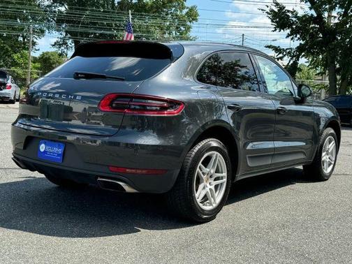2017 Porsche Macan Base