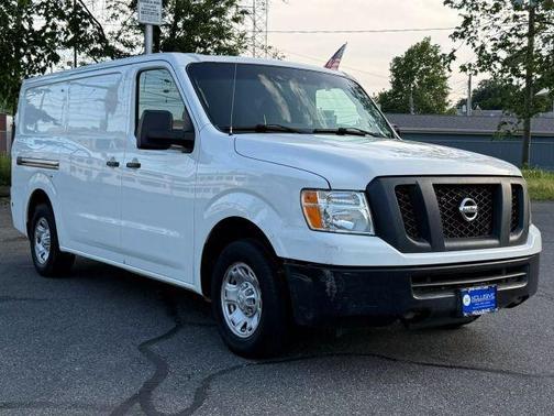 2018 Nissan NV Cargo NV2500 HD SV V6/SV V8