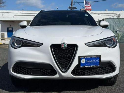 2022 Alfa Romeo Stelvio Ti