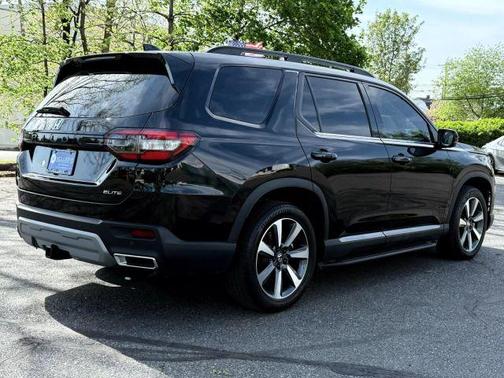 2024 Honda Pilot Elite