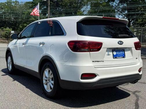 2019 Kia Sorento LX
