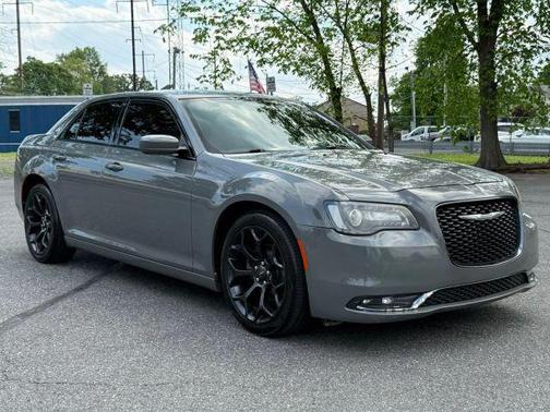 2019 Chrysler 300 S