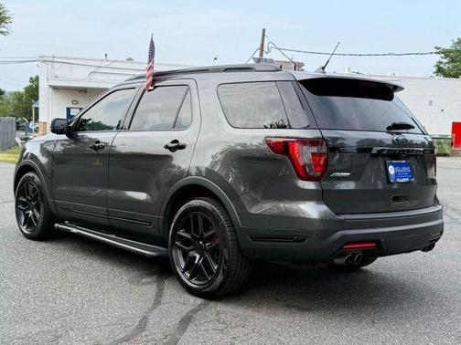 2019 Ford Explorer sport