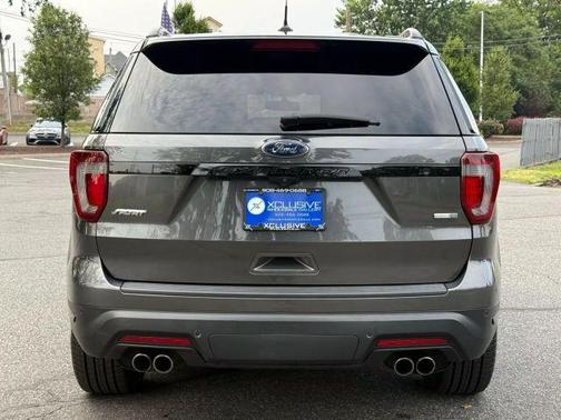 2019 Ford Explorer sport