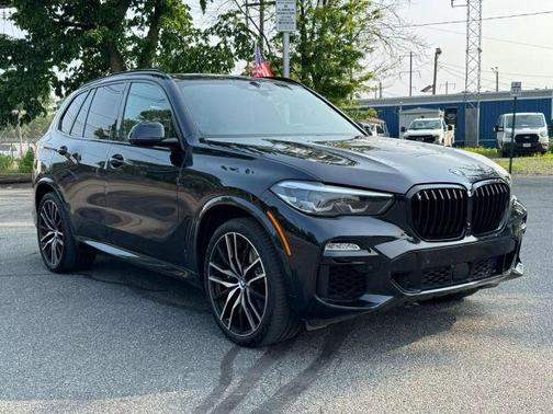 2021 BMW X5 M50i
