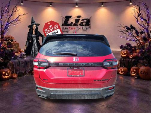 Radiant Red Metallic II 2026 Honda Pilot Black Edition