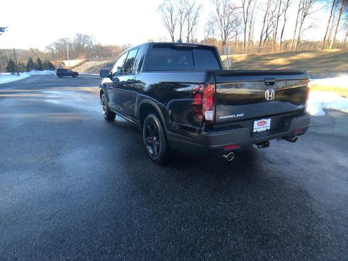 2023 Honda Ridgeline Black