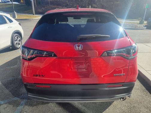 2026 Honda HR-V 2WD Sport