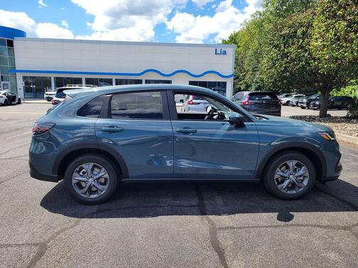 2026 Honda HR-V LX