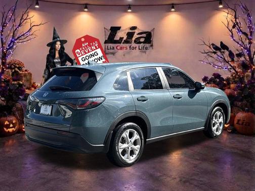 Modern Steel Metallic 2024 Honda HR-V LX