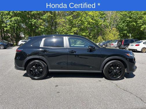 Crystal Black Pearl 2026 Honda HR-V AWD Sport